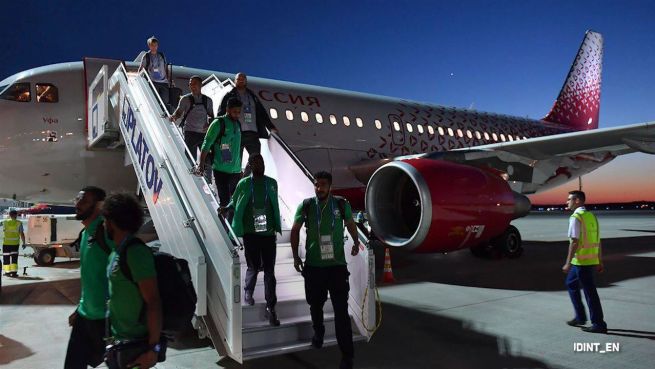 go to Feuer im Flugzeug: Team Saudi-Arabien im Glück