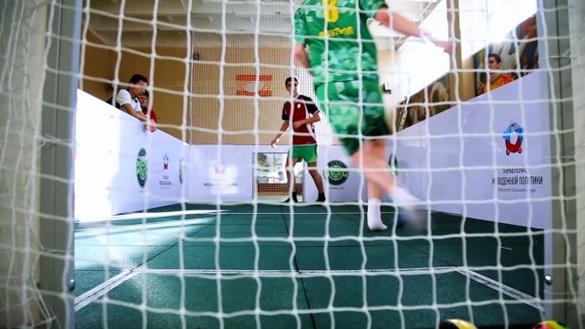go to Kicken auf kleinem Raum: Der russische Mini-Fußball