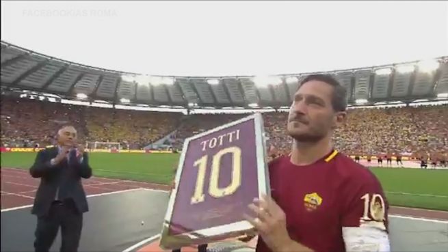 go to Francesco Totti: Der König von Rom dankt ab