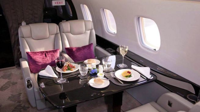 go to Ganz schön nobel! Die luxuriösen Privatjets der Fußballer