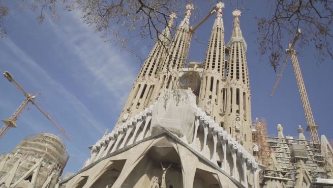 go to Sagrada Familia: Wird Barcelonas Monument bald fertig?