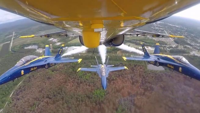 go to ‚Blue Angels‘ der US-Navy zeigen schwindelerregende Flugshows