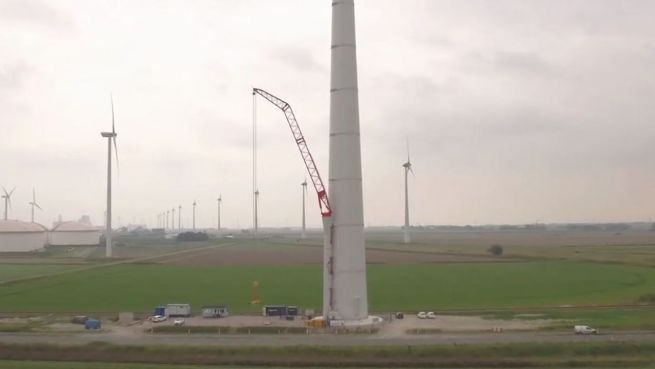 go to Weltneuheit: Dieser Kran kann selbständig klettern